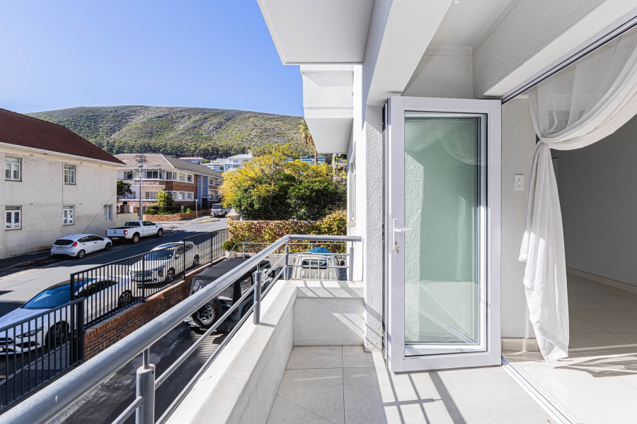 To Let 2 Bedroom Property for Rent in Sea Point Western Cape